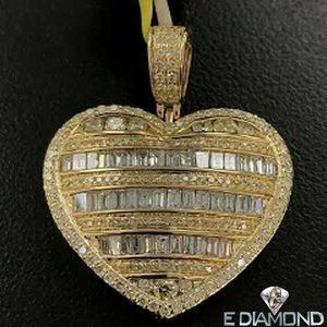 10k Solid Gold 2.64 Carat Natural Valentines Diamond Baguette Heart Pendant
